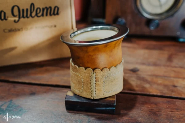 MMF_5109 mate de calabaza camionero pelado