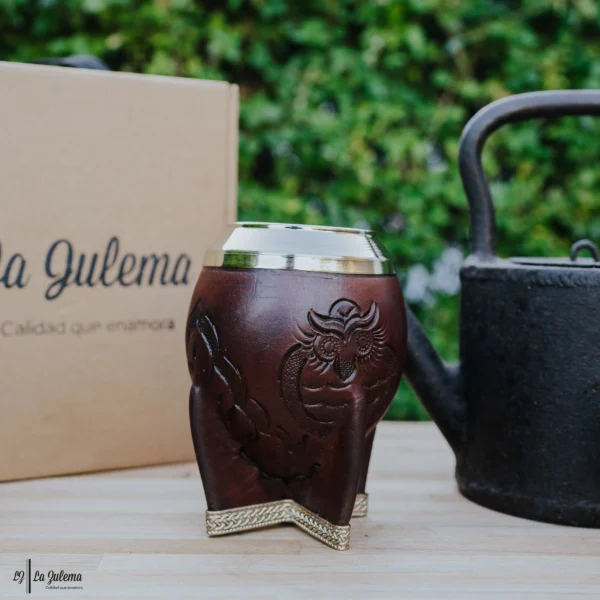 Mate de calabaza torpedo repujado