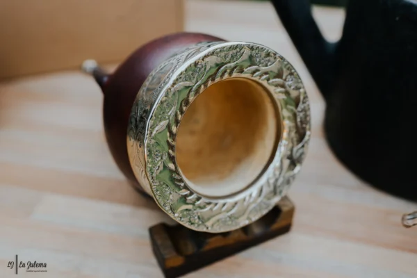 Mate de calabaza imperial liso borgoña