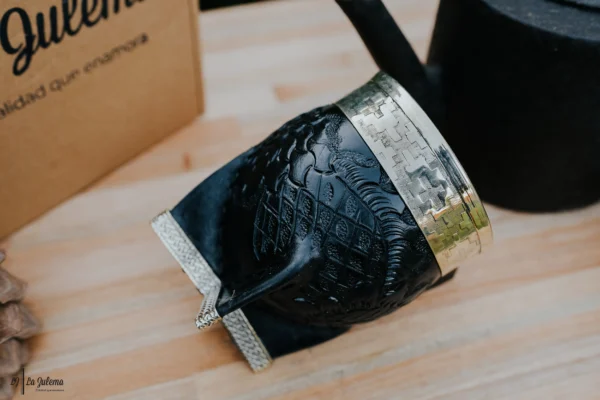 MMF_5274 Mate de calabaza imperial repujado